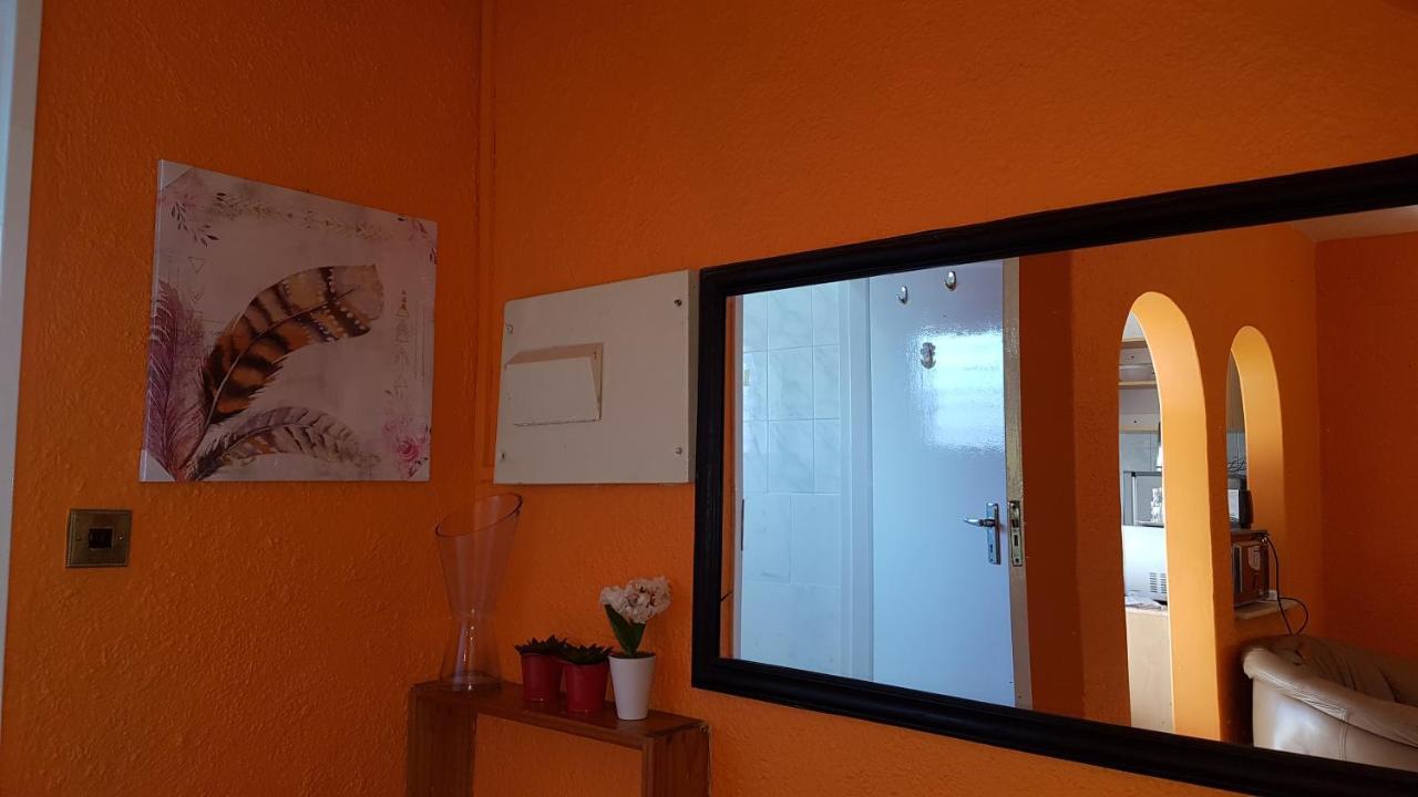 Lolo'S 1Bed Apt-Best Location-2Balconies ฮาราเร ภายนอก รูปภาพ