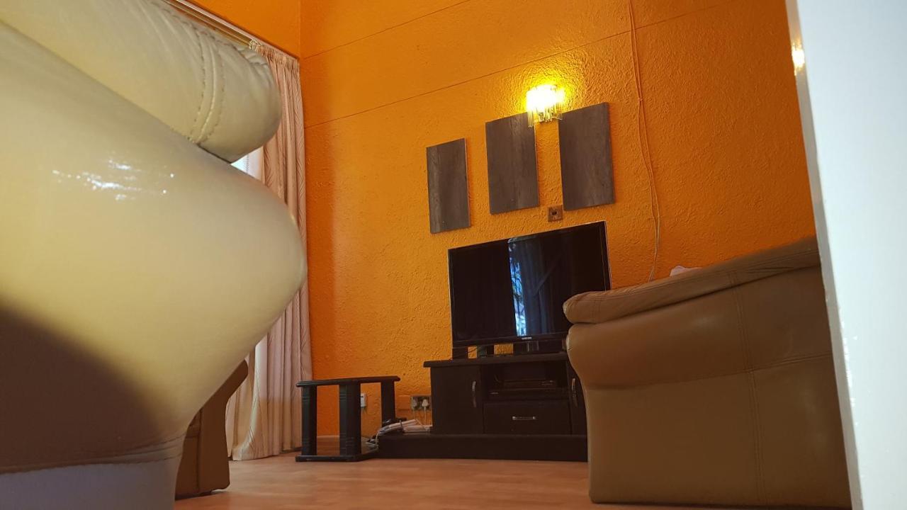 Lolo'S 1Bed Apt-Best Location-2Balconies ฮาราเร ภายนอก รูปภาพ